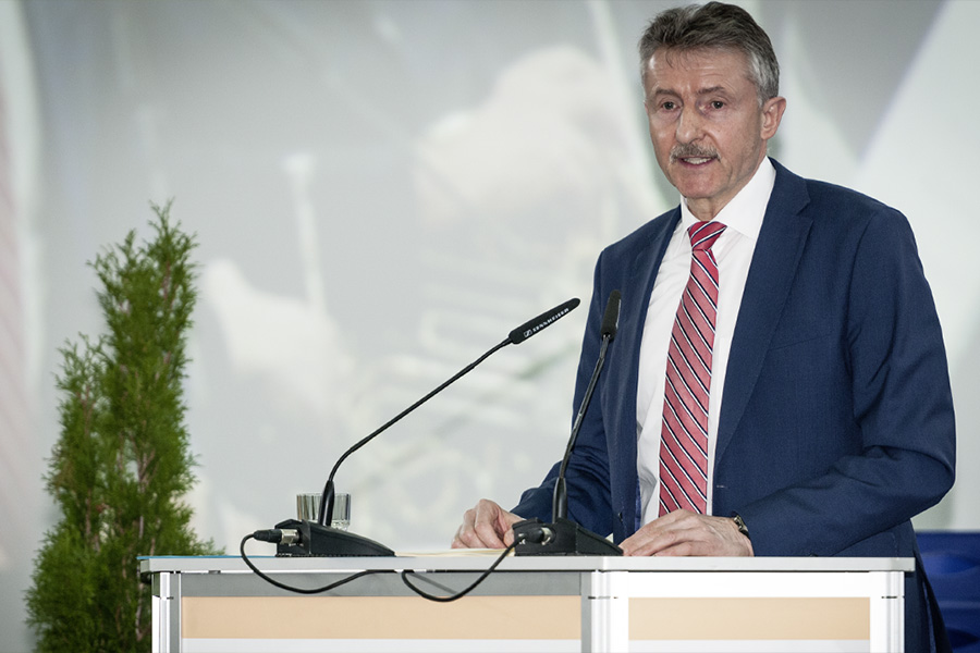 Innenminister Karl-Heinz Schröter bei der Festrede
